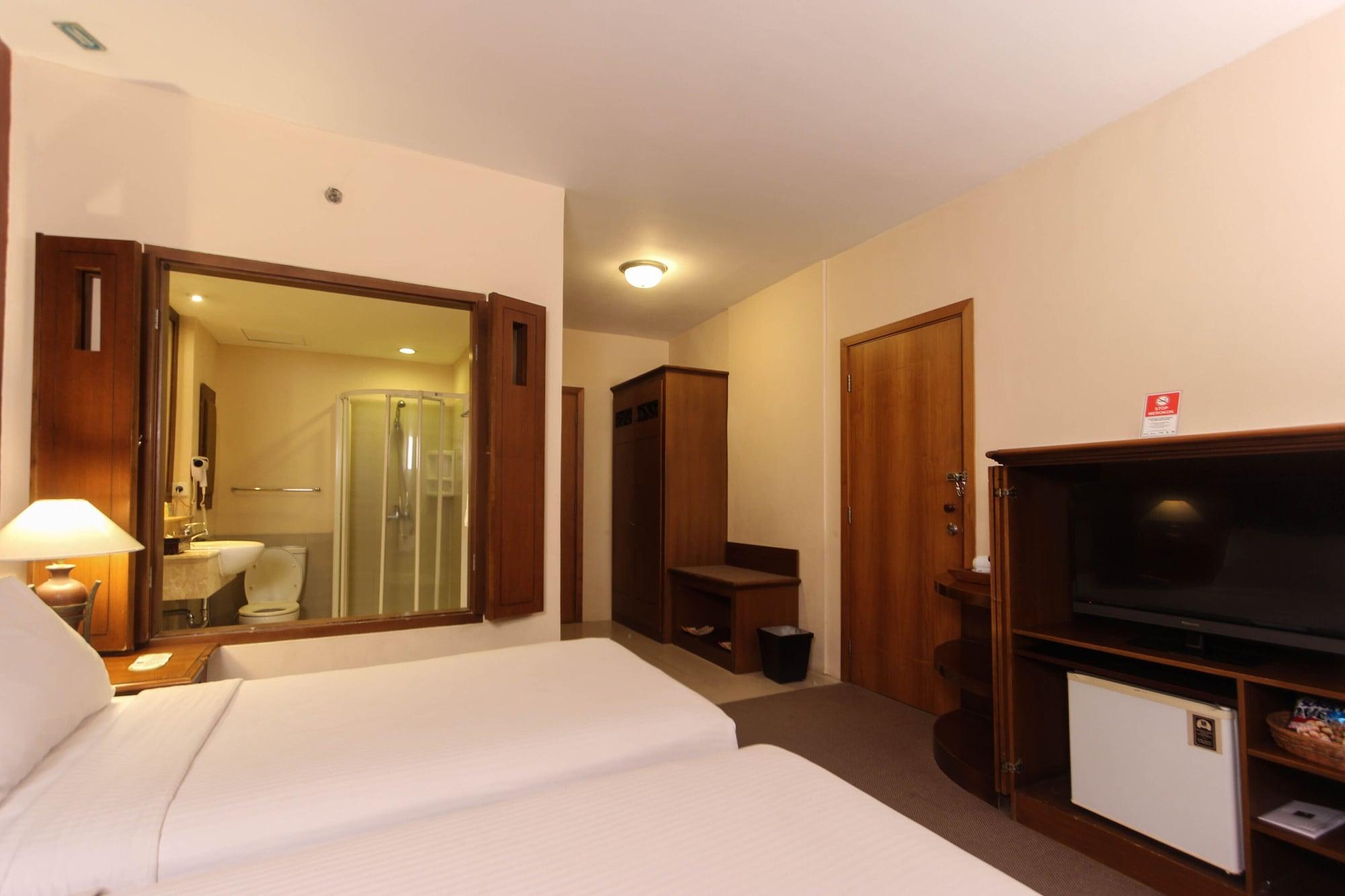 The Jayakarta Suites Бандунг Экстерьер фото