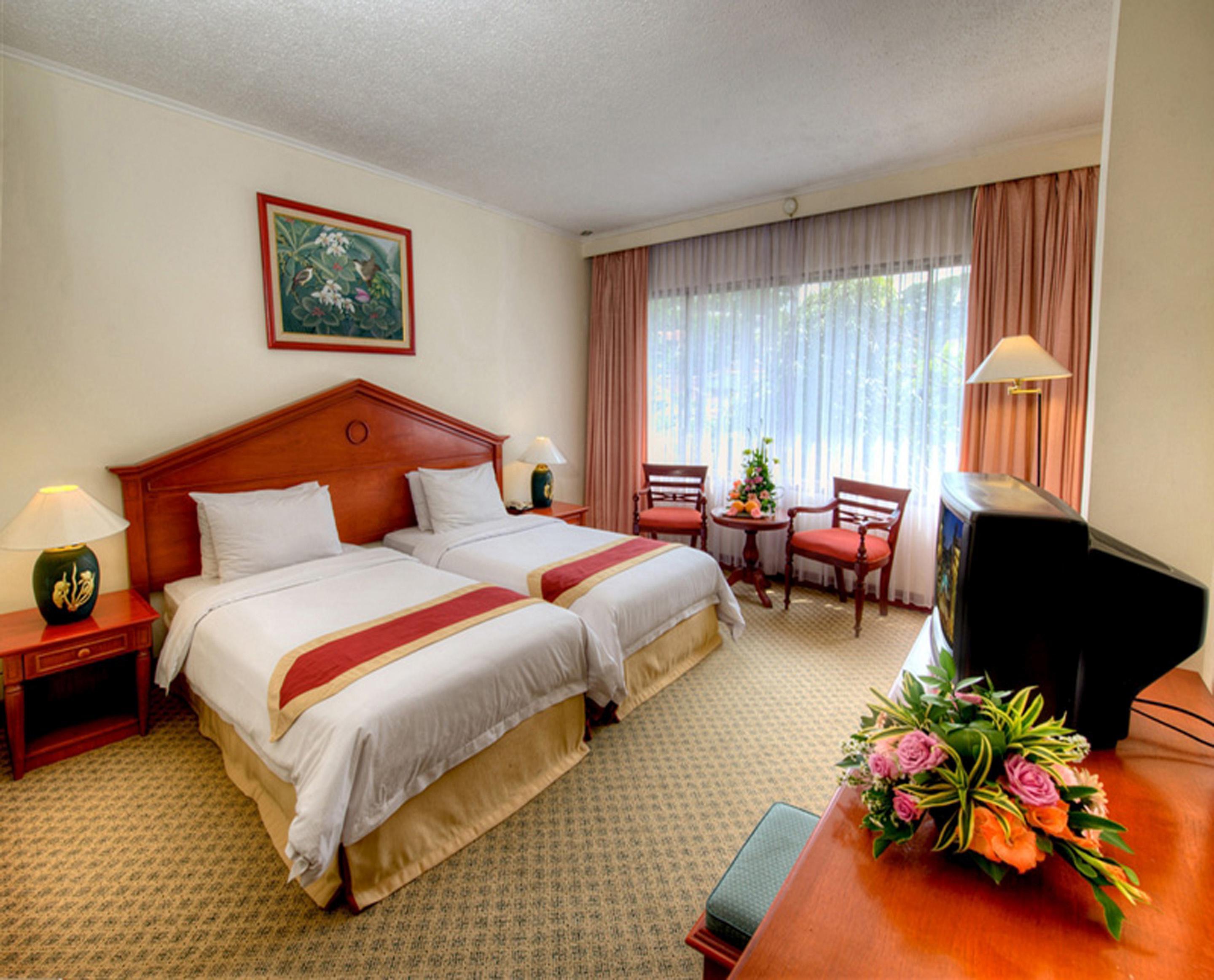 The Jayakarta Suites Бандунг Экстерьер фото