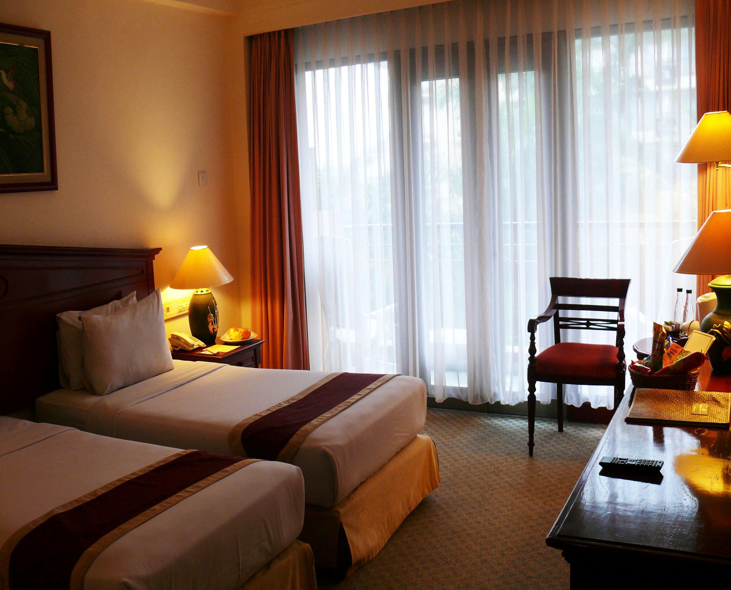 The Jayakarta Suites Бандунг Экстерьер фото