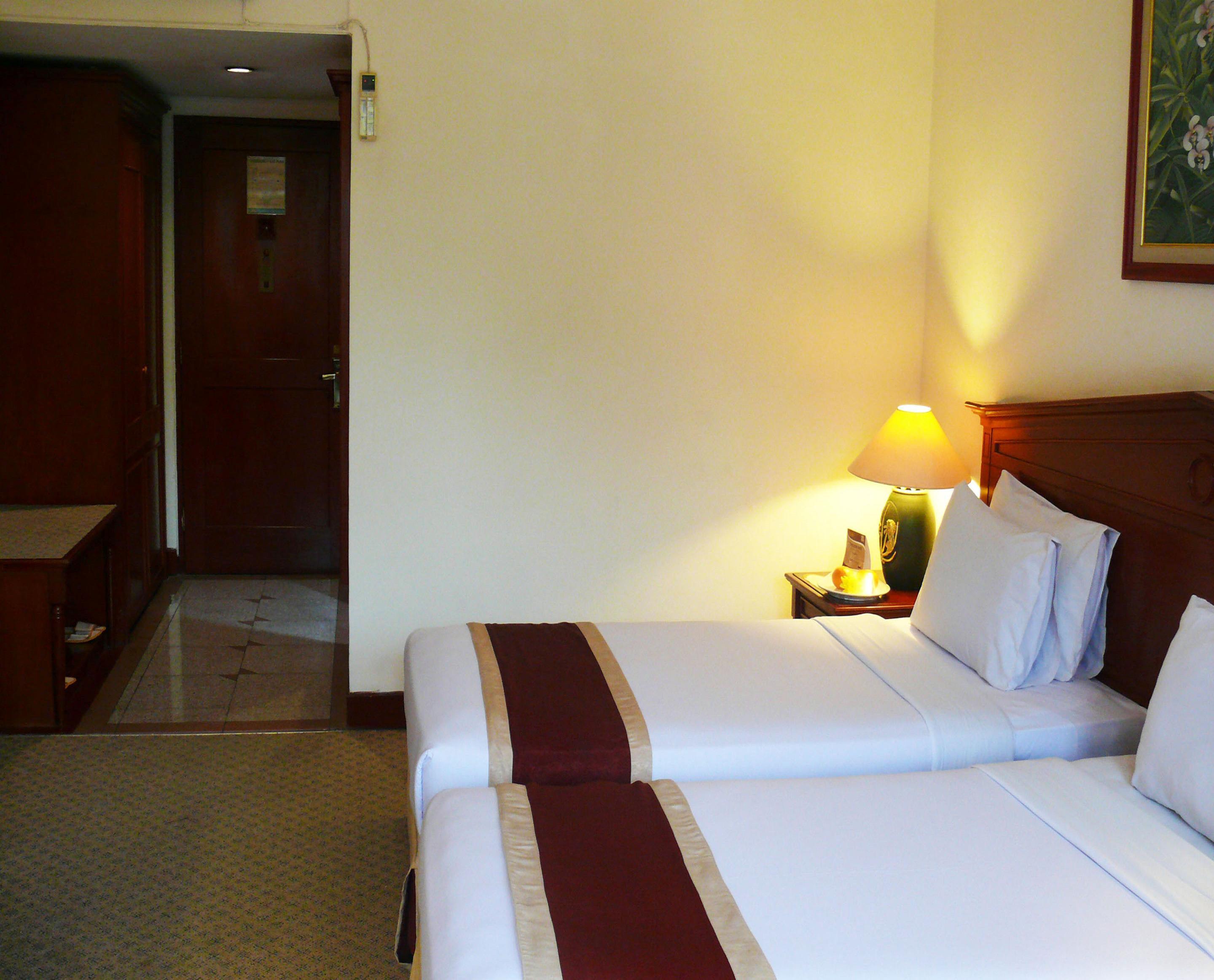 The Jayakarta Suites Бандунг Экстерьер фото