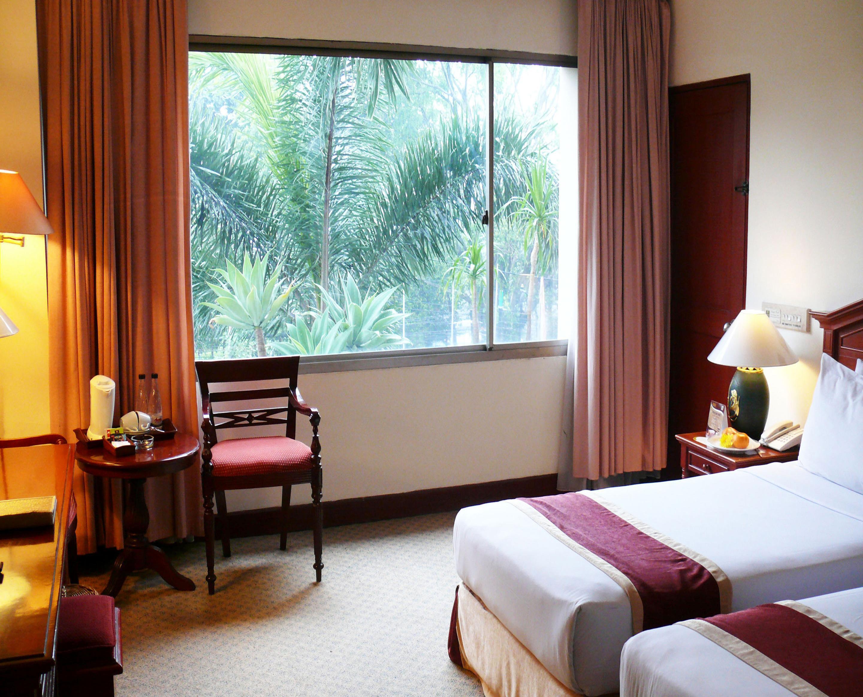 The Jayakarta Suites Бандунг Экстерьер фото