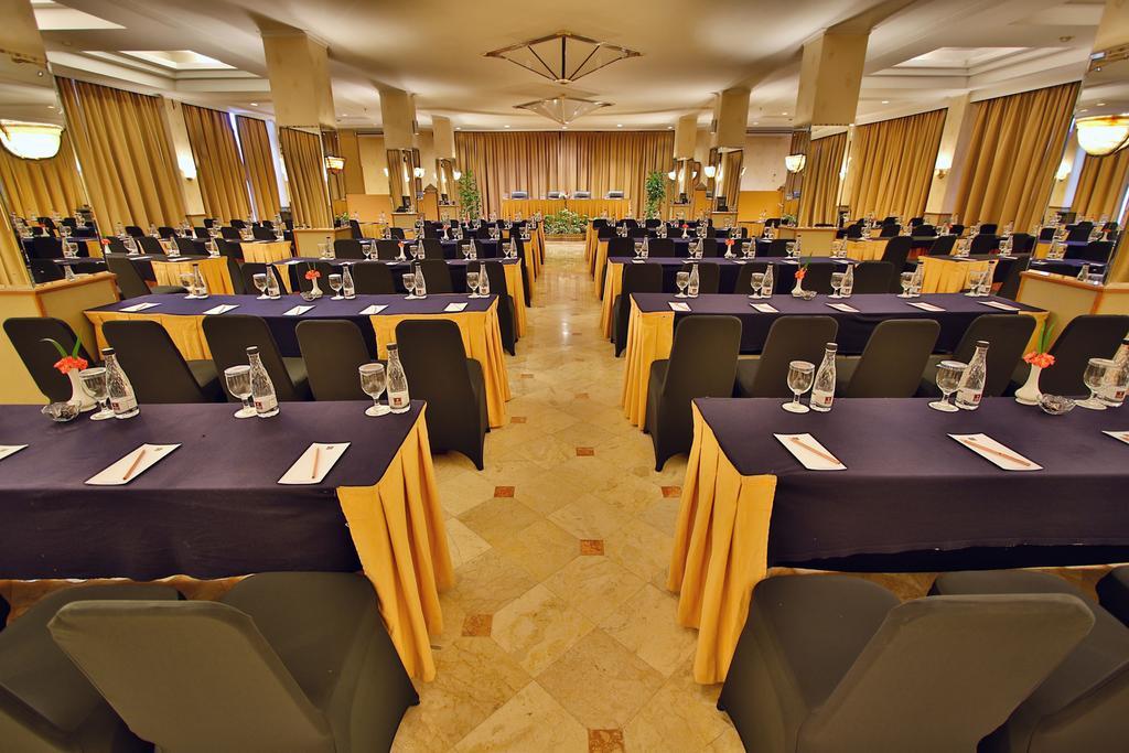 The Jayakarta Suites Бандунг Экстерьер фото
