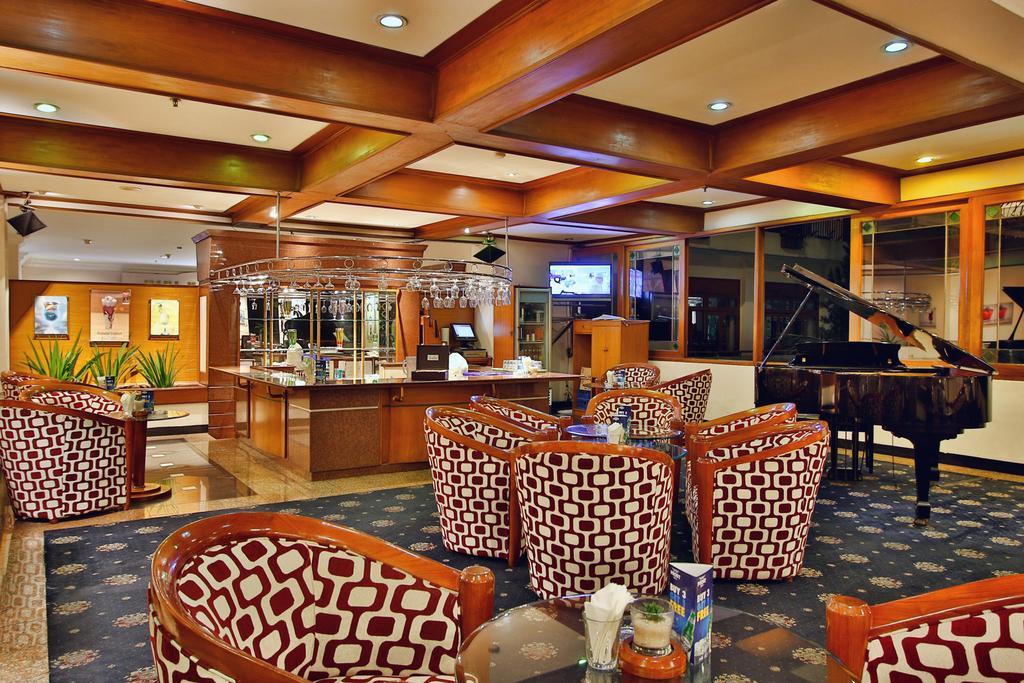 The Jayakarta Suites Бандунг Экстерьер фото