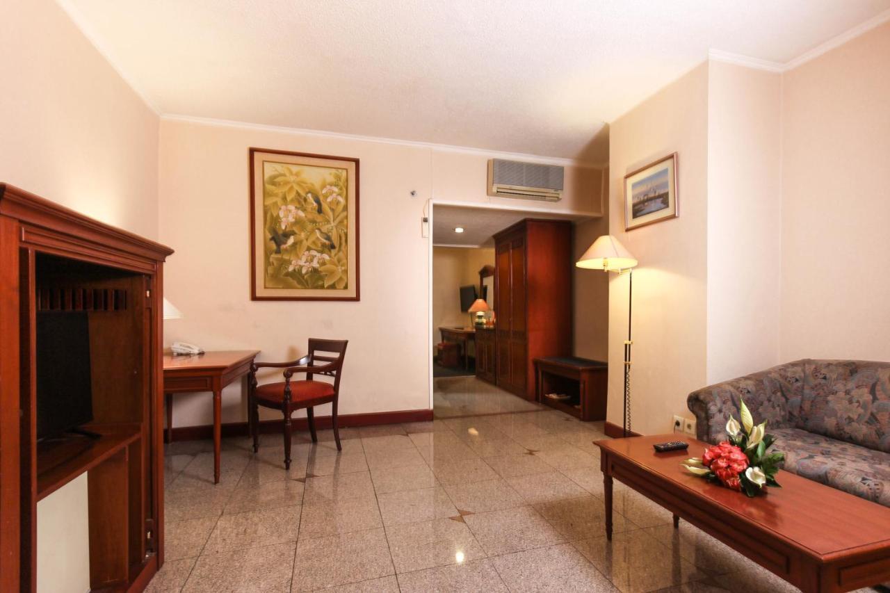The Jayakarta Suites Бандунг Экстерьер фото