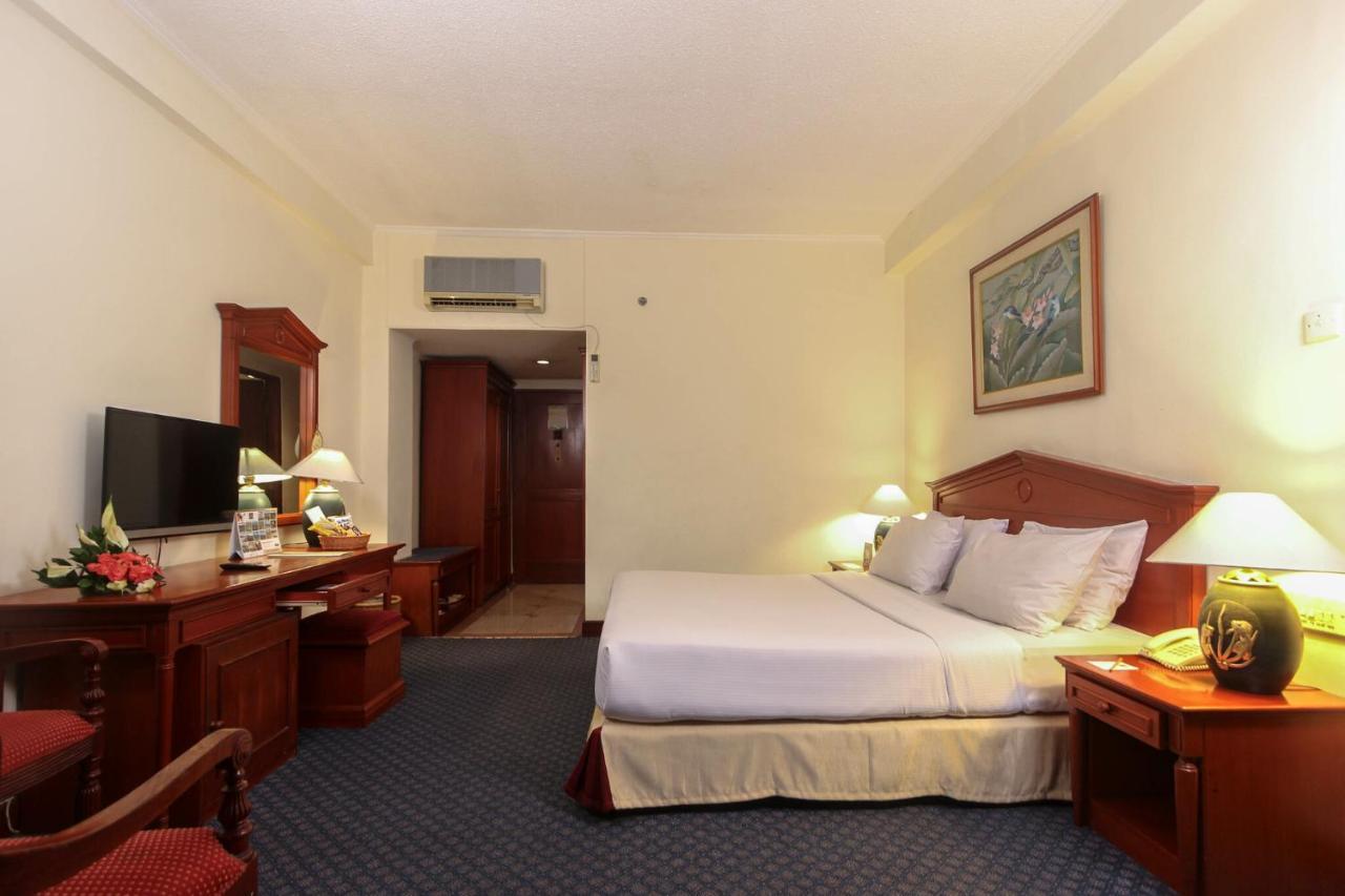 The Jayakarta Suites Бандунг Экстерьер фото